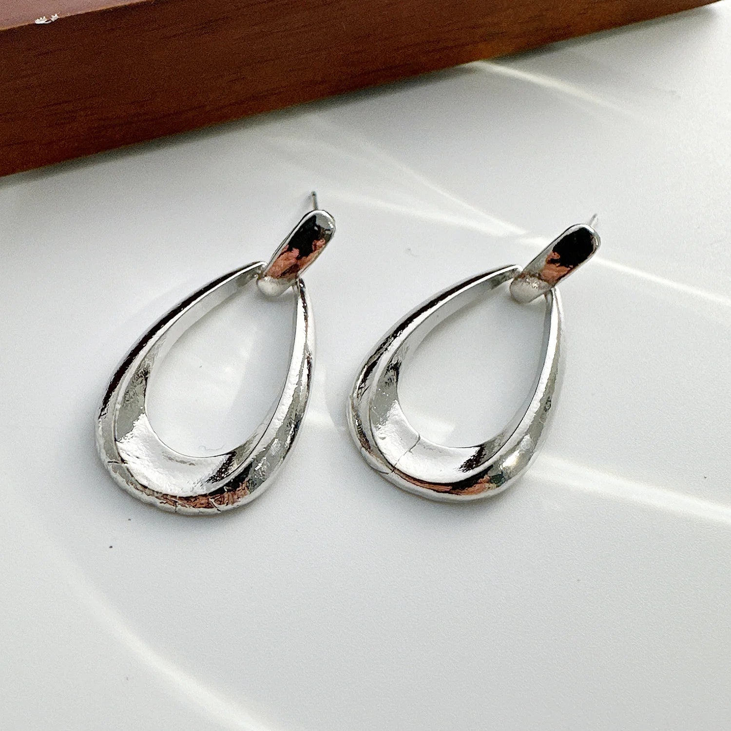 Lacrima | Elegante Drop Oorbellen