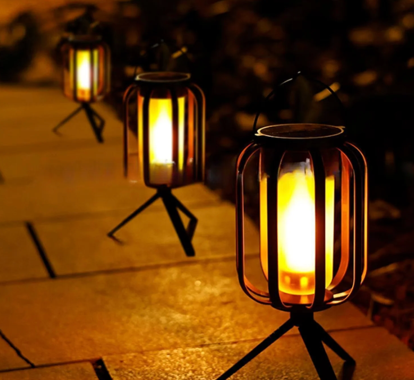 NovaLume | Solar Outdoor Lantern with Flame Effect